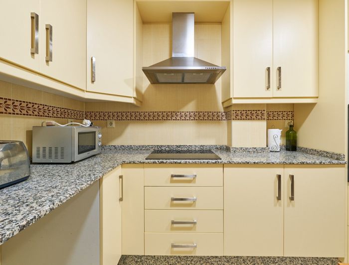 Image No.14-3 Bed Property for sale