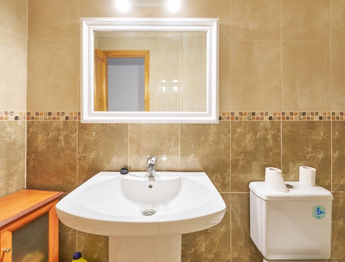 Image No.23-3 Bed Property for sale