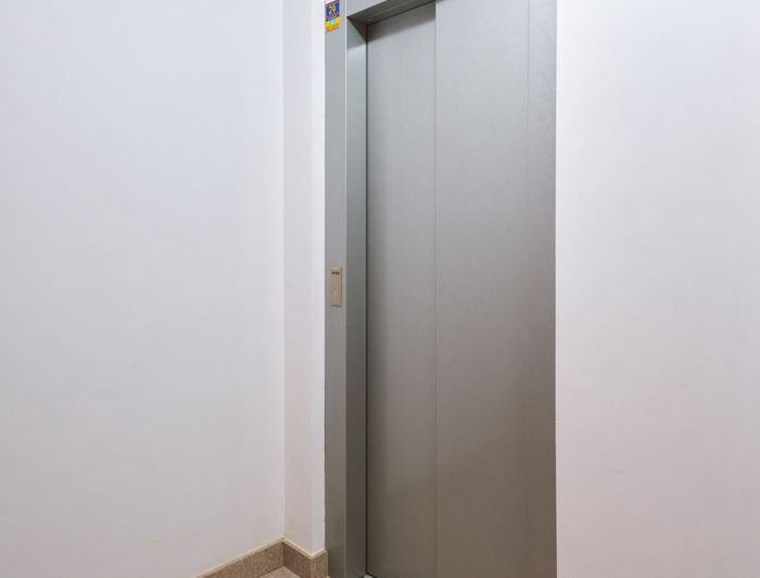 Image No.30-3 Bed Property for sale