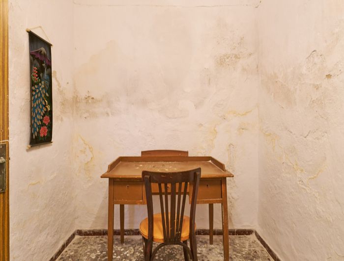 Image No.19-2 Bed Townhouse for sale