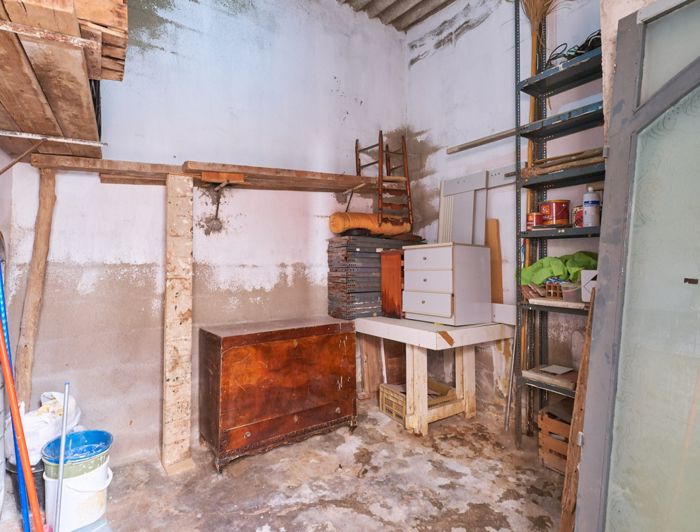 Image No.27-2 Bed Townhouse for sale