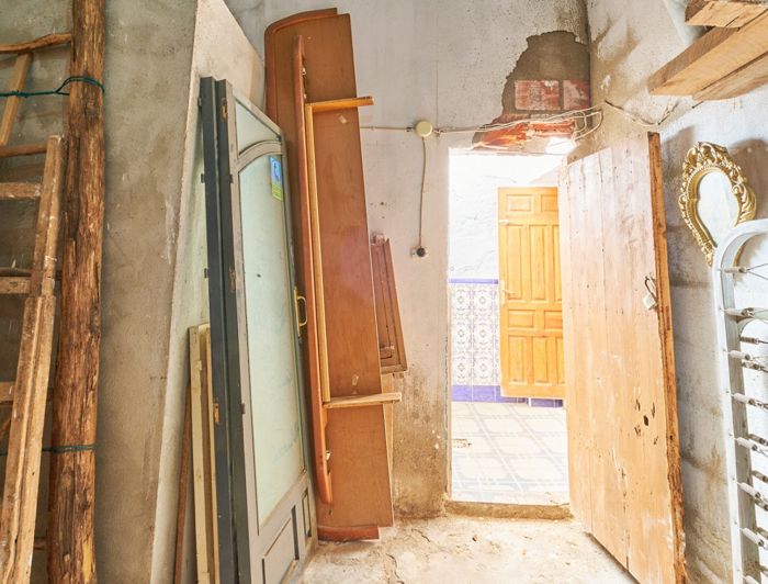 Image No.29-2 Bed Townhouse for sale