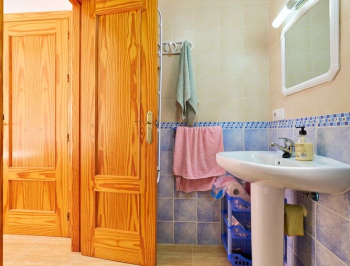 Image No.22-3 Bed Property for sale