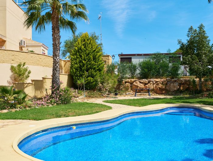 Image No.2-Maison de ville de 2 chambres à vendre à Bédar