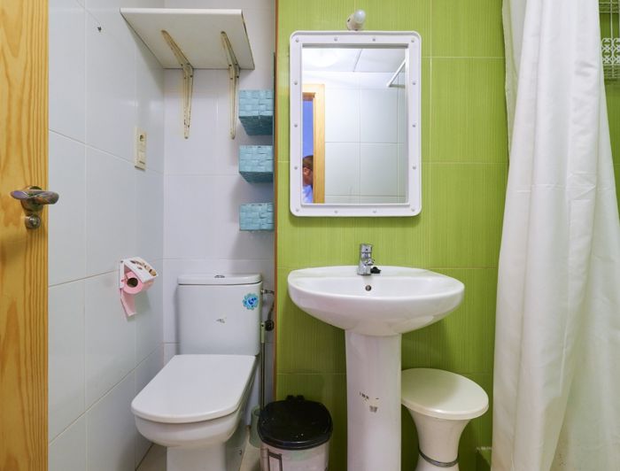 Image No.17-2 Bed Property for sale