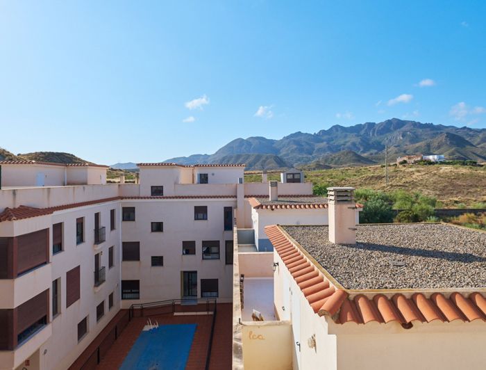 Image No.30-2 Bed Property for sale