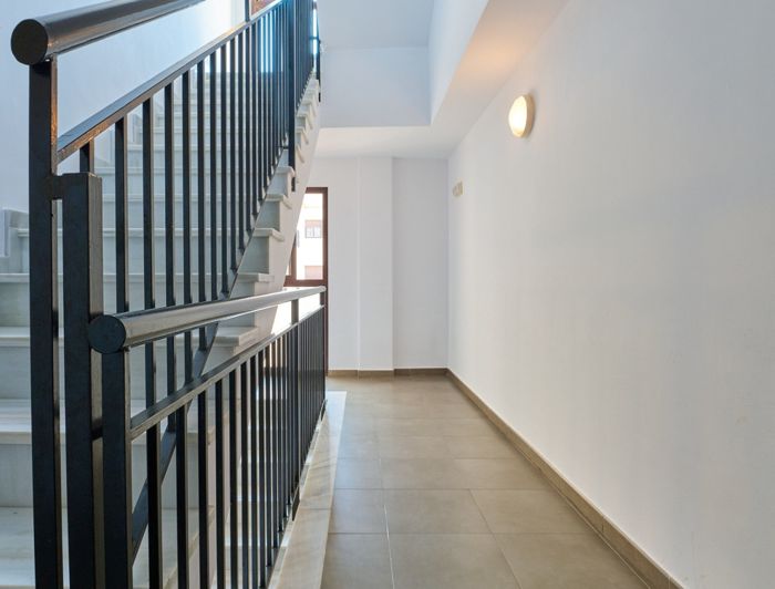 Image No.4-2 Bed Property for sale