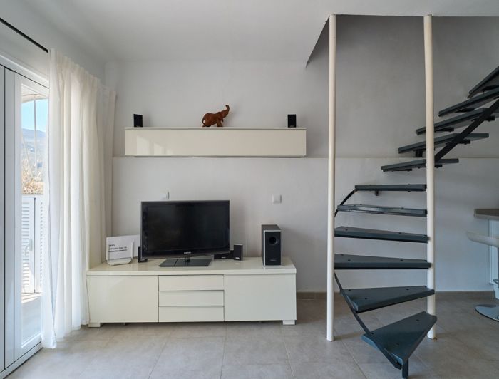 Image No.17-2 Bed Townhouse for sale