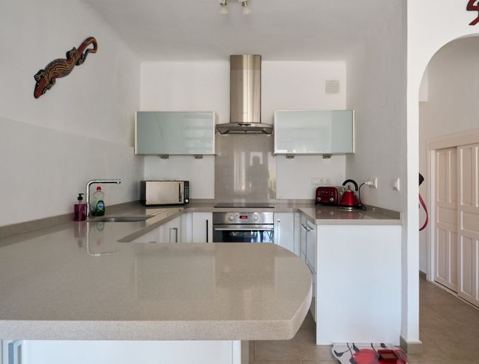Image No.7-2 Bed Townhouse for sale