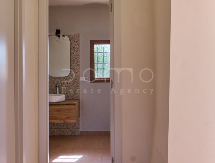 Image No.15-2 Bed Country House for sale
