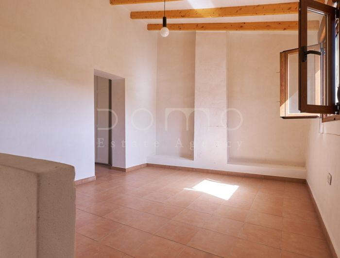 Image No.26-2 Bed Country House for sale