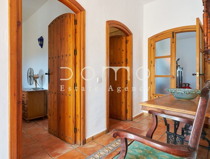 Image No.20-2 Bed Country House for sale