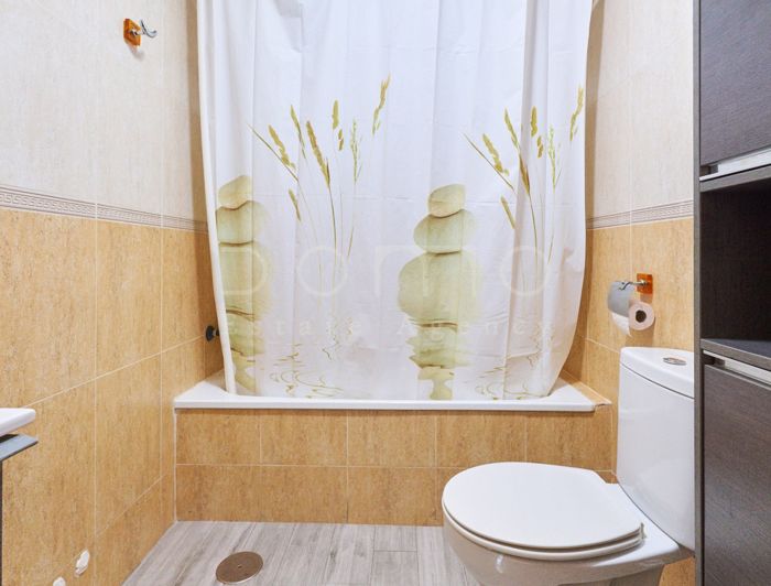 Image No.24-3 Bed Property for sale