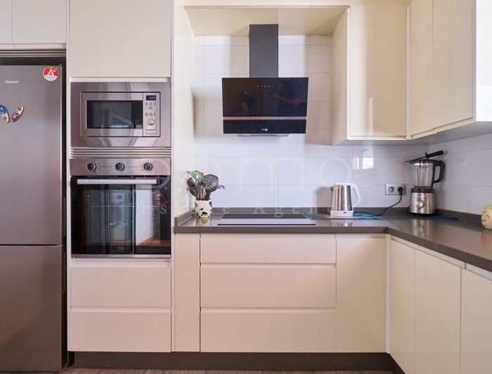 Image No.33-3 Bed Property for sale
