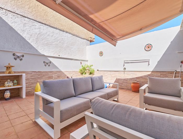 Image No.36-3 Bed Property for sale