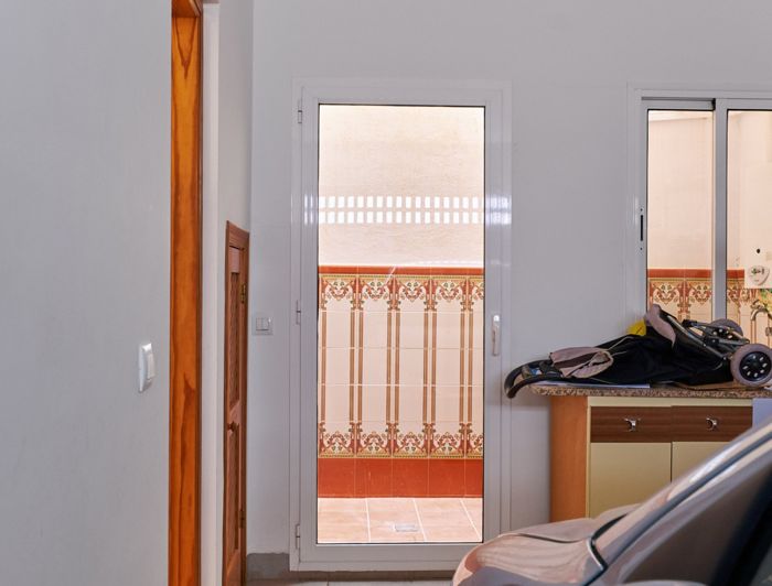 Image No.14-3 Bed Semi-Detached for sale