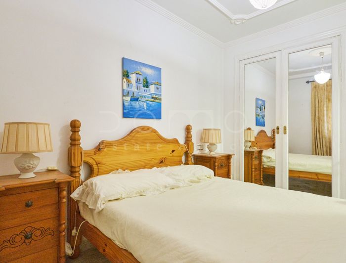 Image No.24-3 Bed Property for sale
