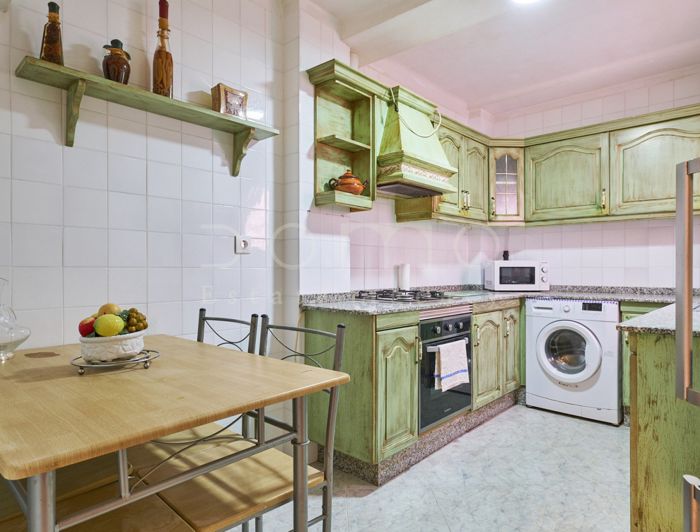 Image No.26-3 Bed Property for sale