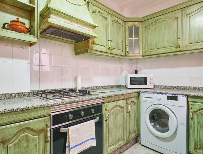 Image No.29-3 Bed Property for sale