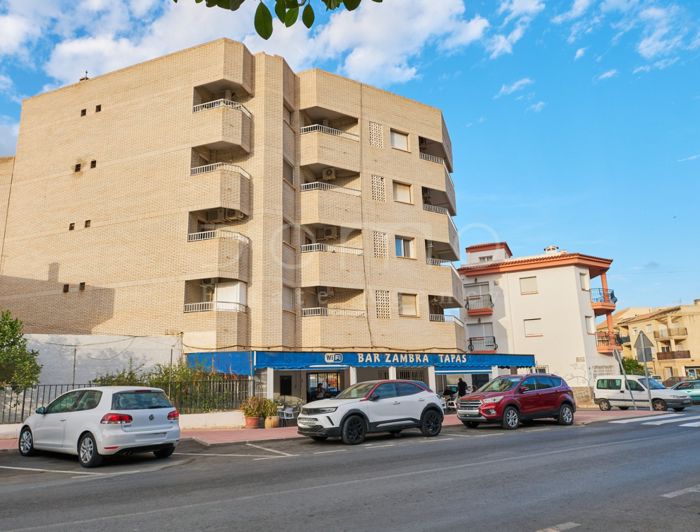 Image No.33-3 Bed Property for sale