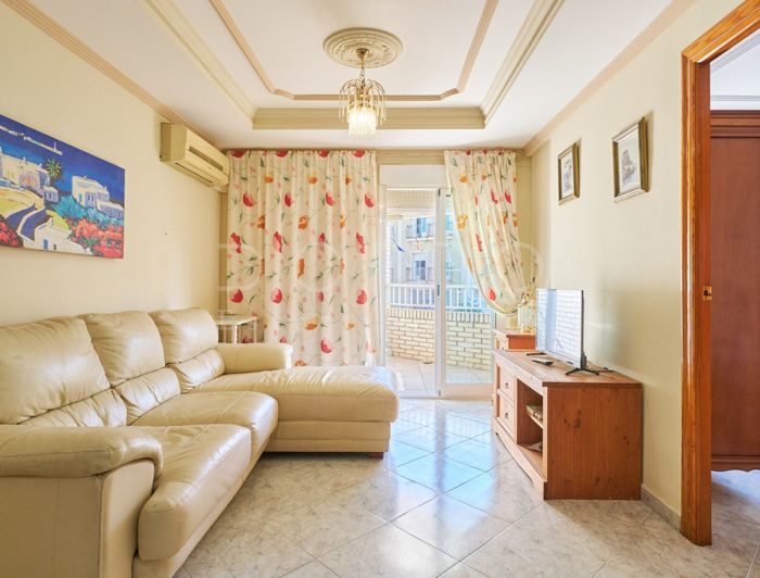 Image No.4-3 Bed Property for sale