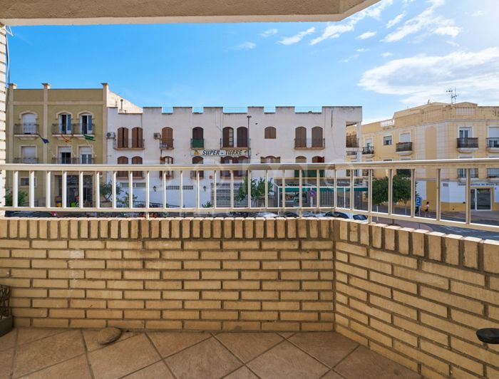 Image No.6-3 Bed Property for sale