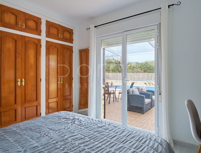 Image No.18-3 Bed Villa for sale