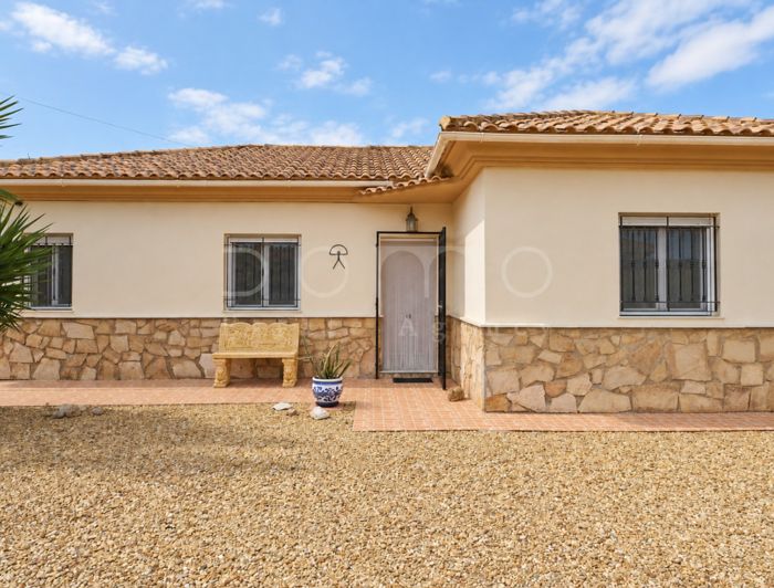 Image No.6-3 Bed Villa for sale
