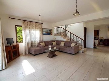 Detached Villa For Sale  in  Geroskipou