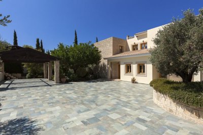 Detached Villa For Sale  in  Kouklia - Aphrodite Hills