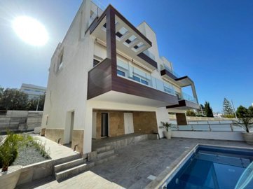 Semi Detached Villa For Sale  in  Kissonerga