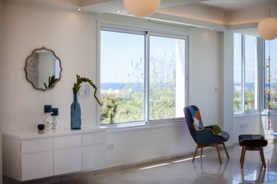 Detached Villa For Sale  in  Chlorakas