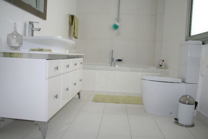 Image No.8-3 Bed Villa for sale