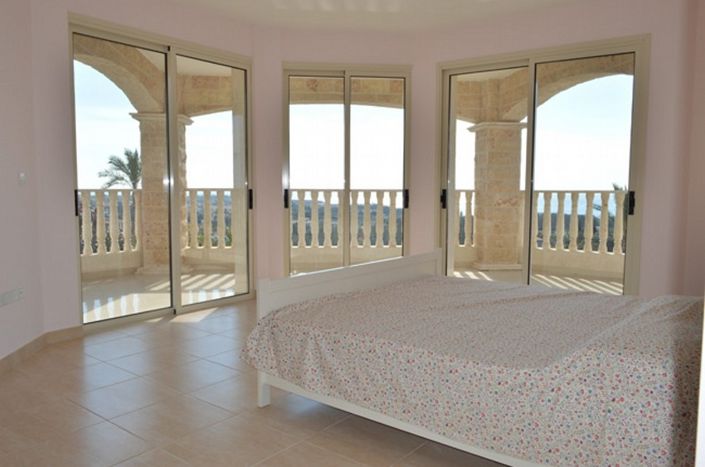 Image No.8-4 Bed Villa for sale
