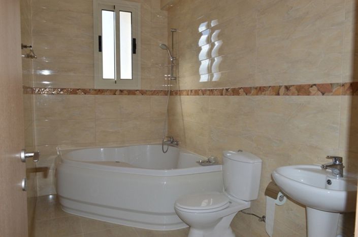 Image No.9-4 Bed Villa for sale