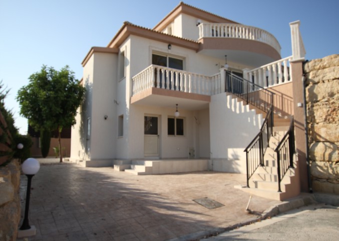 Image No.1-Villa de 4 chambres à vendre à Paphos