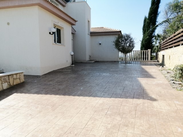 Image No.6-Villa de 4 chambres à vendre à Paphos