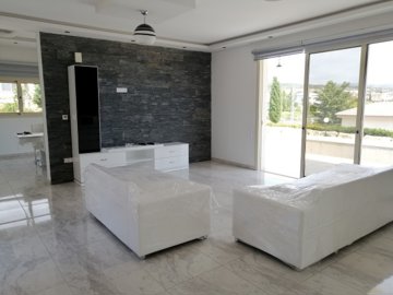 Detached Villa For Sale  in  Peyia - Sea Caves