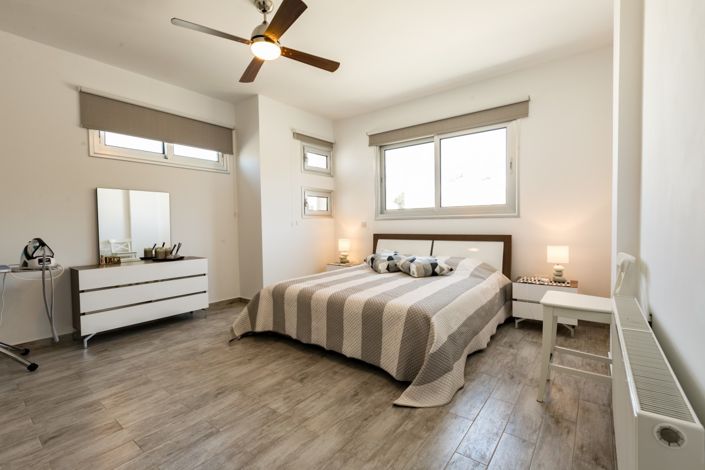 Image No.9-3 Bed Villa for sale