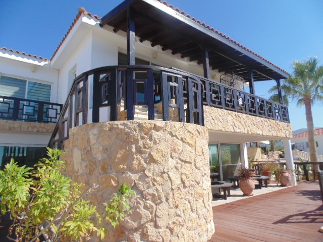 Image No.4-4 Bed Villa for sale