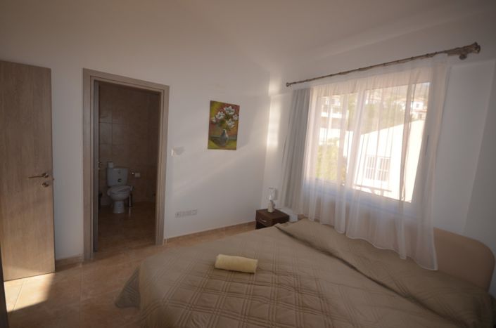 Image No.9-6 Bed Villa for sale