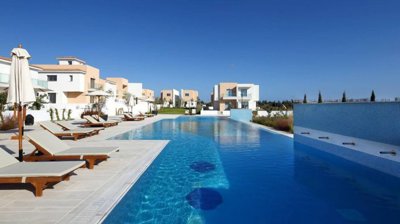 Townhouse For Sale  in  Pafos