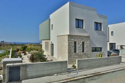 Detached Villa For Sale  in  Chlorakas