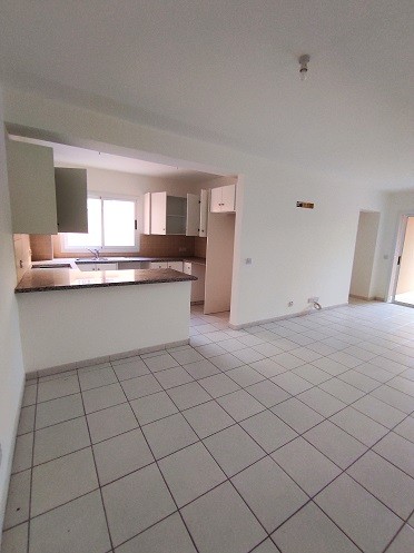 Image No.3-Appartement de 2 chambres à vendre à Polis