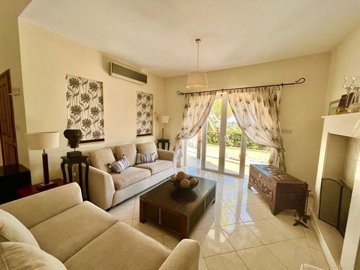 Detached Villa For Sale  in  Acheleia