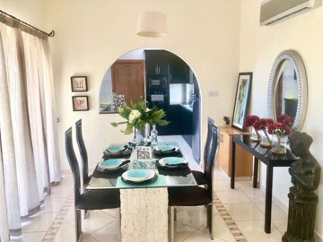 Detached Villa For Sale  in  Acheleia