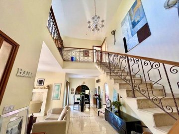 Detached Villa For Sale  in  Acheleia