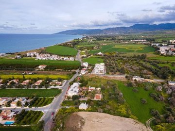 Terre à vendre à Polis