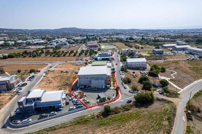 Image No.5-5 Bed Commercial for sale