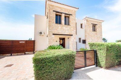 Detached Villa For Sale  in  Acheleia